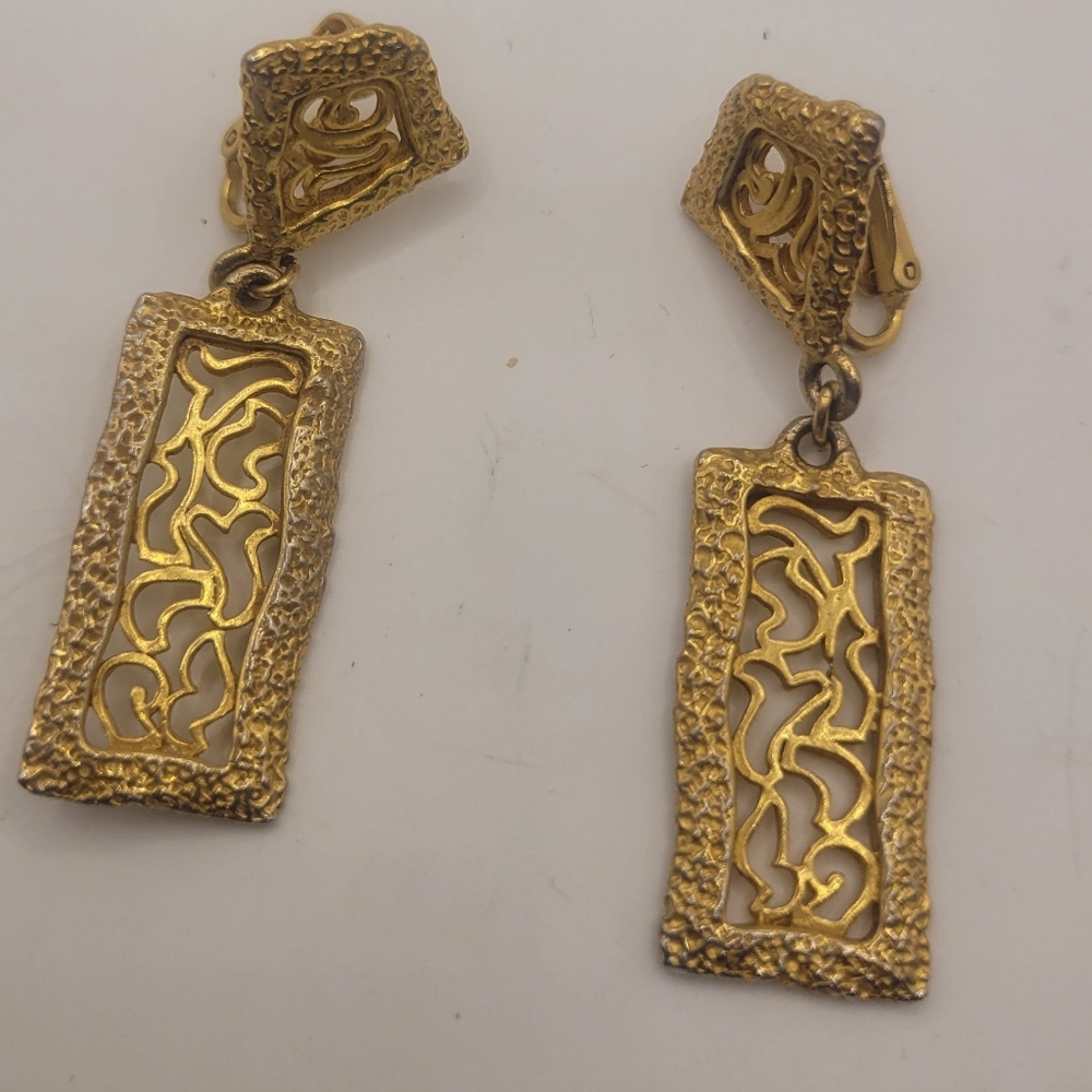Gold-Tone Vintage Dangle Earrings
